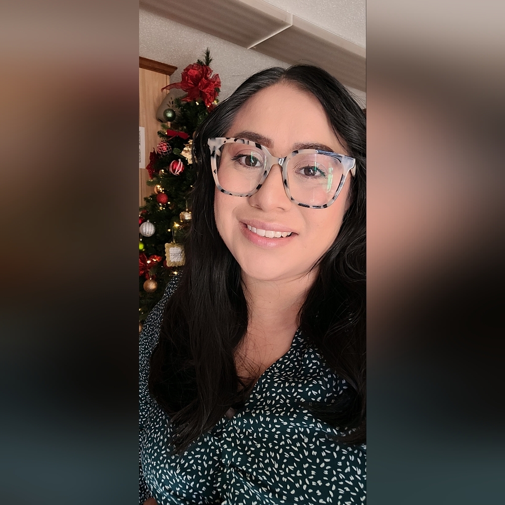 Meet your Posher, Jovana